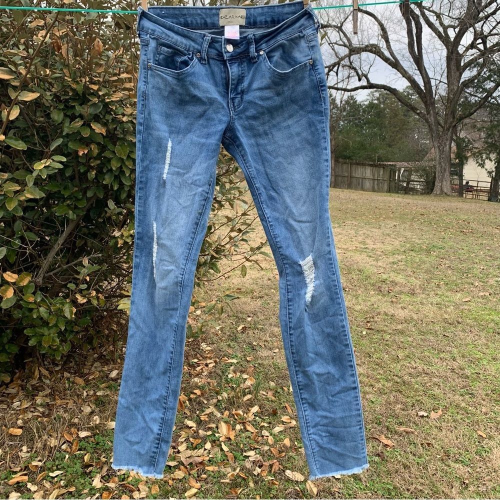 E CARINAE Distressed Raw Hem Jeans Size 7 Lightwash Denim